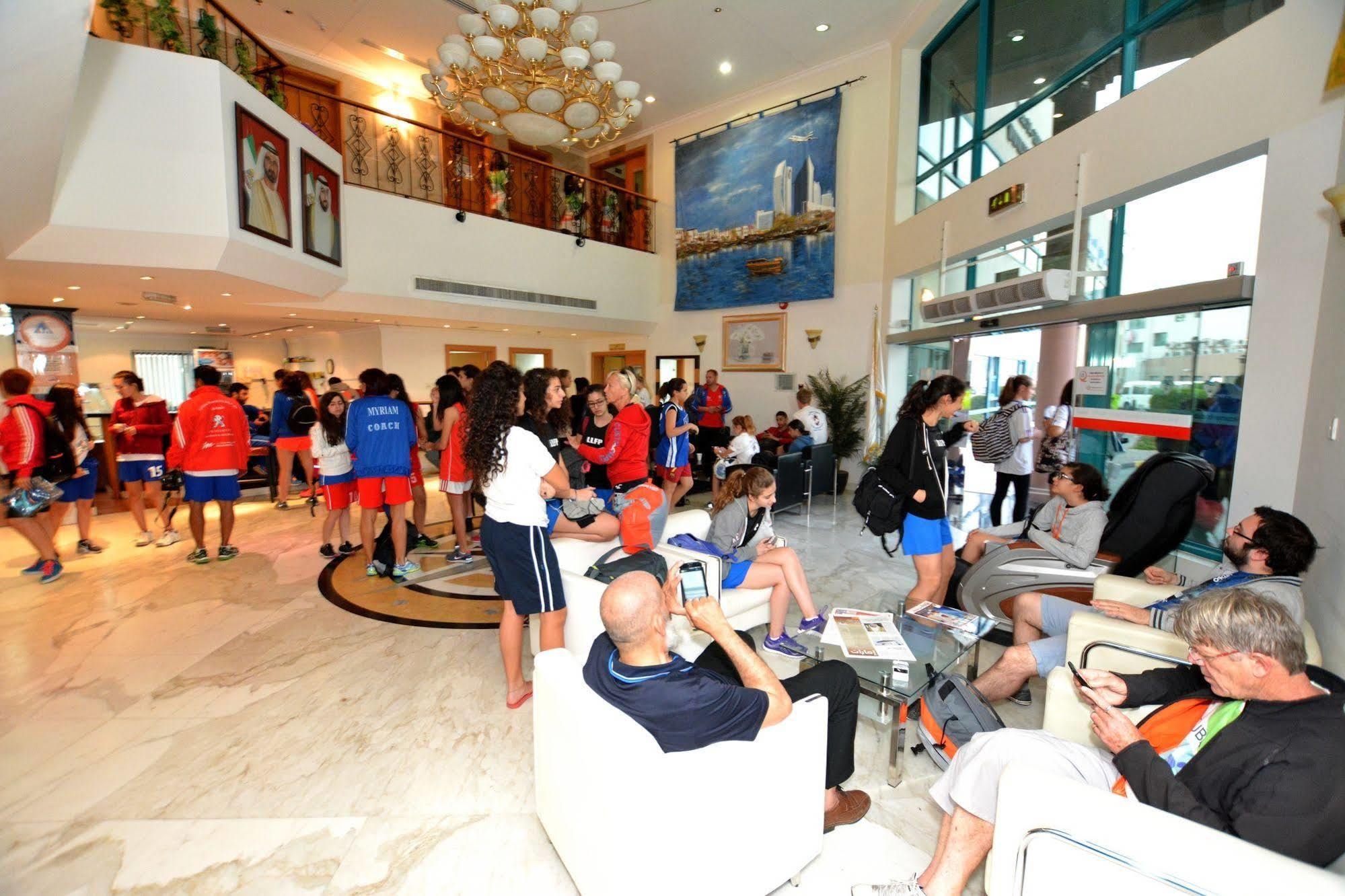 Dubai Youth Hotel Eksteriør billede